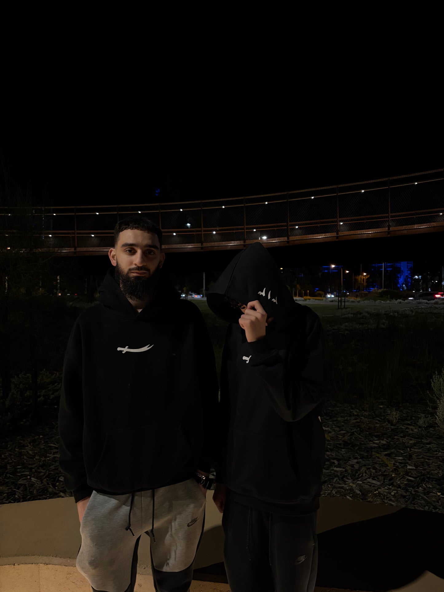 YA ALI OVERSIZED HOODIE