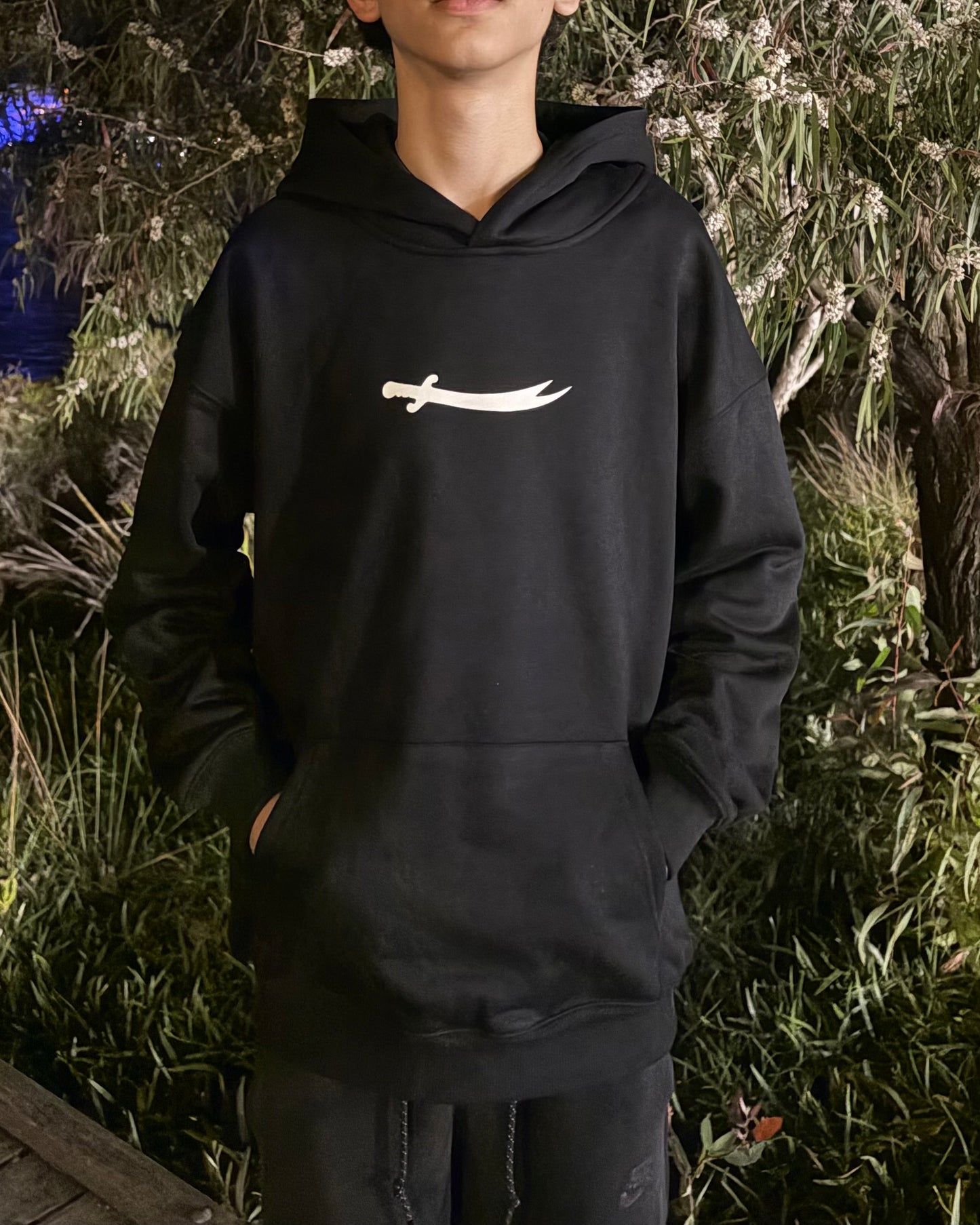 YA ALI OVERSIZED HOODIE